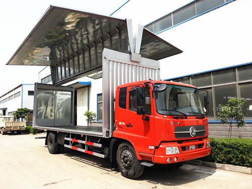 東風牌5.8米天錦型翼開啟廂式車